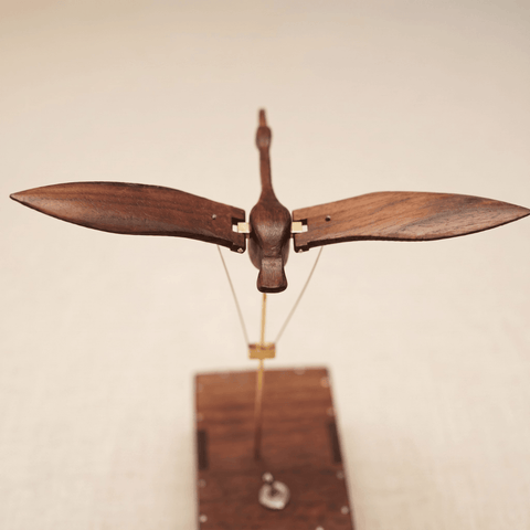 Riyumyi Handcrafted Walnut Swan Automaton
