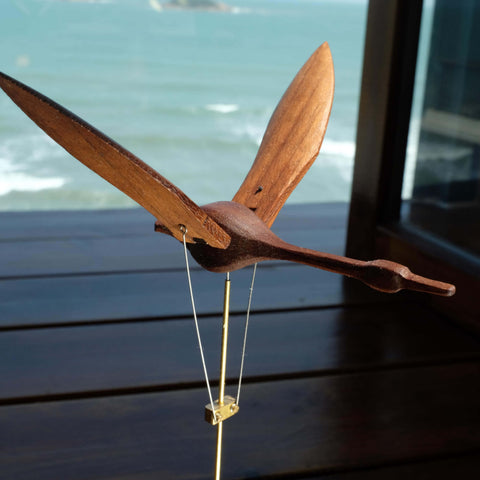 Riyumyi Handcrafted Walnut Swan Automaton