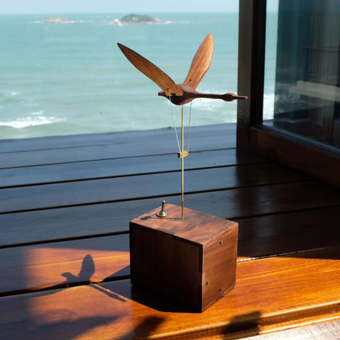 Riyumyi Handcrafted Walnut Swan Automaton